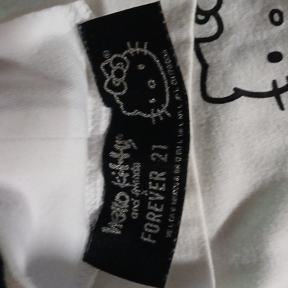 Hello Kitty Bundle - Picture 3 of 6